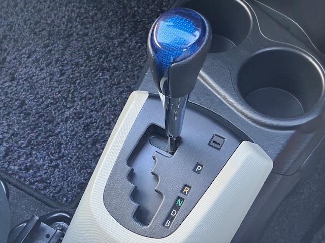 アクア G 保証付 禁煙車 スマートキー LEDライト アルパインディスプレイオーディオ Bモニター 前後コーナーセンサー ETC シートヒーター エンジンスターター オートAC 純正15AW(17枚目)