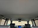ベースグレード　保証付　禁煙車　４ＷＤ　外品１９ＡＷ　ホワイトレタータイヤ　フローティングナビ　ＨＩＤライト　観音開き　キーレス（19枚目）