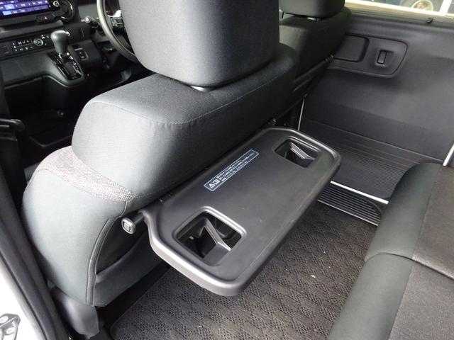 N-BOXカスタム 両側パワースライドドア 9インチナビTV Bluetooth バックカメラ ドライブレコーダー ETC 純正アルミホイール(17枚目)