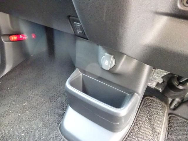 N-BOXカスタム 両側パワースライドドア 9インチナビTV Bluetooth バックカメラ ドライブレコーダー ETC 純正アルミホイール(52枚目)