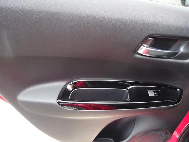 フィット ホーム ナビ バックカメラ ETC ドライブレコーダー LEDヘッドライト スマートキー プッシュスタート 衝突被害軽減ブレーキシステム クリアランスソナー(19枚目)