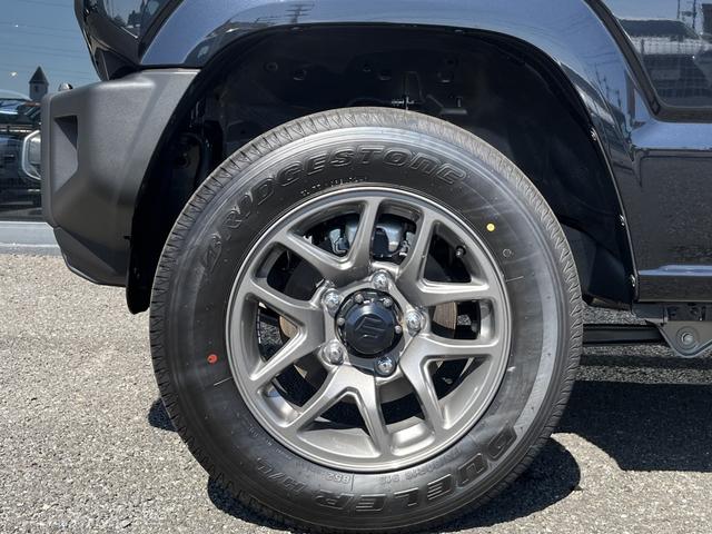 ジムニー ＸＣ　４型　５ＭＴ　リヤパーキングセンサー　ＬＥＤヘッドランプ　スズキセーフティサポート　車線逸脱警告　アイドリングストップ　フォグランプ　シートヒーター　クルーズコントロール（24枚目）