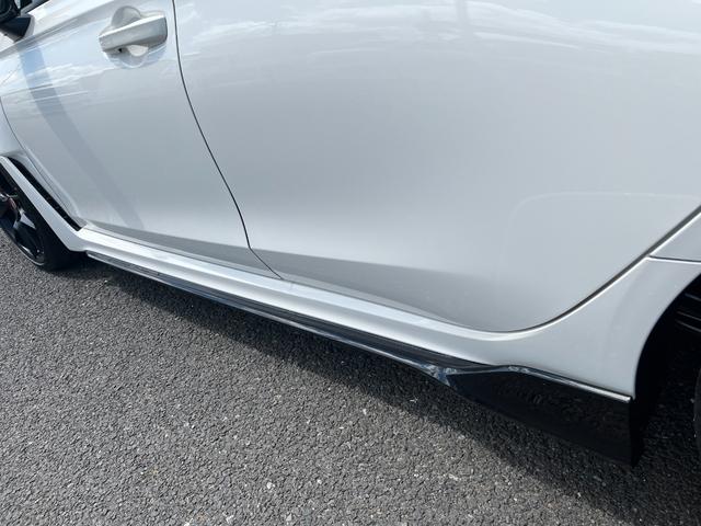 シビック タイプＲ　ホンダコネクト対応ナビゲーション　ホンダセンシング　ブラインドスポットインフォメーション　アダクティブクルーズコントロール　パーキングセンサーシステム　オートハイビーム　モードスイッチ（31枚目）