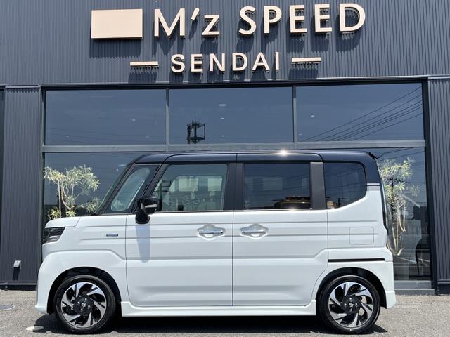 スペーシアカスタム ハイブリッドＸＳターボ　４ＷＤ　全方位モニター付９インチメモリーナビ　スズキセーフティサポート　スズキコネクト対応機　電動パーキングブレーキ　ブレーキホールド　アダプティブクルーズコントロールハイビームアシスト（20枚目）