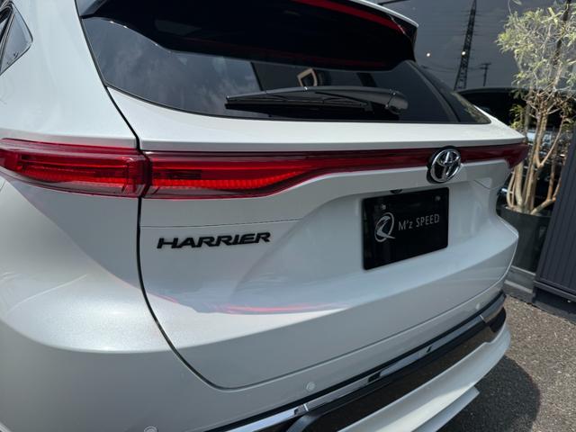 ４ＷＤ　Ｅ−Ｆｏｕｒ　特別仕様車　ＰＨＥＶロアグリル　ＰＨＥＶモデリスタエアロ　調光式パノラマルーフ　パノラミックビューモニター　デジタルインナーミラー　専用ホイール　ブラインドスポットモニター