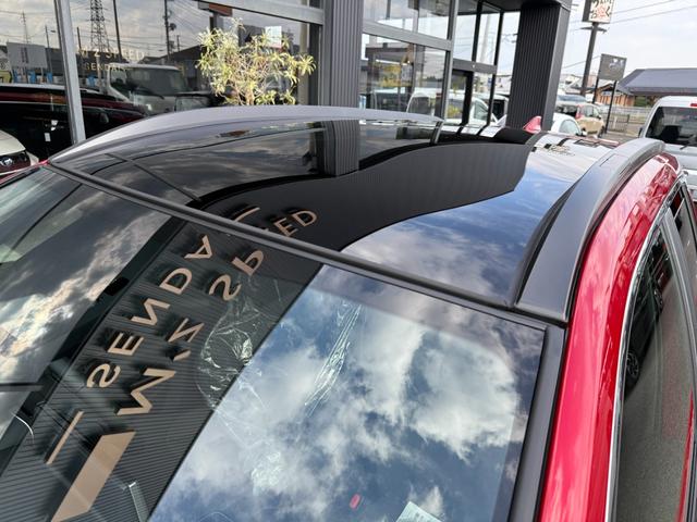 カローラクロス ハイブリッド　Ｚ　改良後　パノラマルーフ　パノラミックビューモニター　ブラインドスポットモニター　寒冷地仕様　アドバンストパーク　トヨタチームメイト　アダプティブハイビームシステムシートベンチレーション（38枚目）