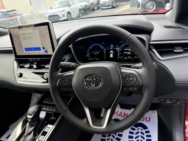 カローラクロス ハイブリッド　Ｚ　改良後　パノラマルーフ　パノラミックビューモニター　ブラインドスポットモニター　寒冷地仕様　アドバンストパーク　トヨタチームメイト　アダプティブハイビームシステムシートベンチレーション（43枚目）