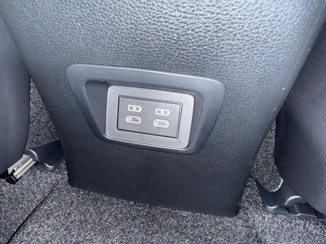 カローラクロス ハイブリッド　Ｚ　改良後　パノラマルーフ　パノラミックビューモニター　ブラインドスポットモニター　寒冷地仕様　アドバンストパーク　トヨタチームメイト　アダプティブハイビームシステムシートベンチレーション（61枚目）