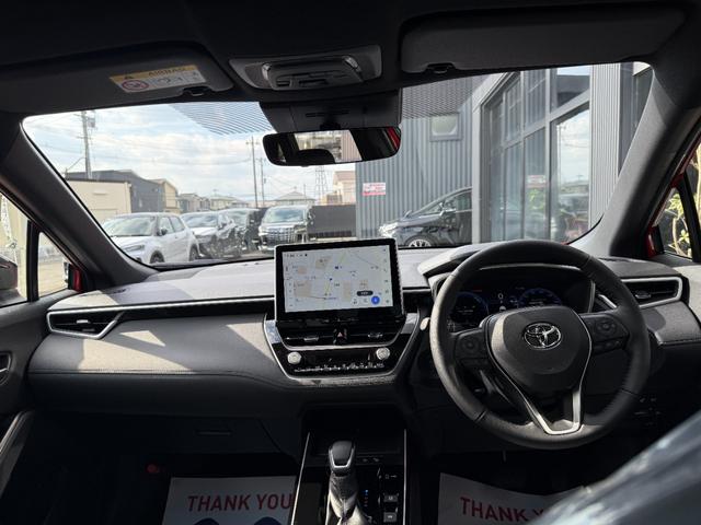 カローラクロス ハイブリッド　Ｚ　改良後　パノラマルーフ　パノラミックビューモニター　ブラインドスポットモニター　寒冷地仕様　アドバンストパーク　トヨタチームメイト　アダプティブハイビームシステムシートベンチレーション（62枚目）