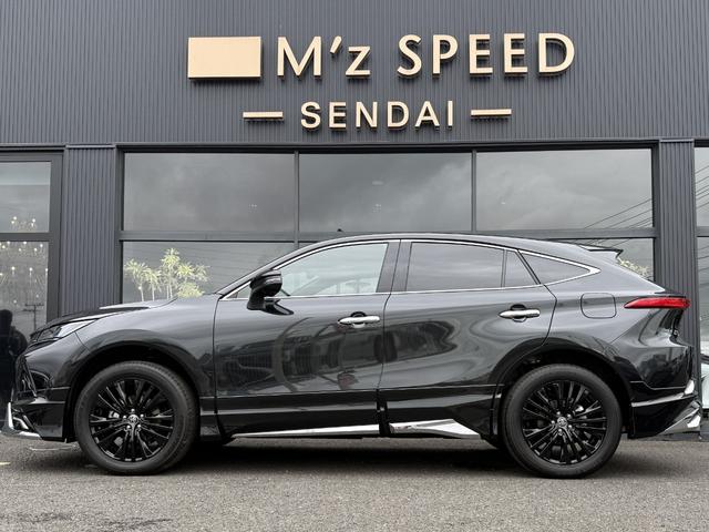 ハリアーハイブリッド Z レザーパッケージ・ナイトシェード 4WD E-Four 特別仕様車 PHEVロアグリル PHEVモデリスタエアロ 調光式パノラマルーフ パノラミックビューモニター デジタルインナーミラー 専用ホイール ブラインドスポットモニター(18枚目)