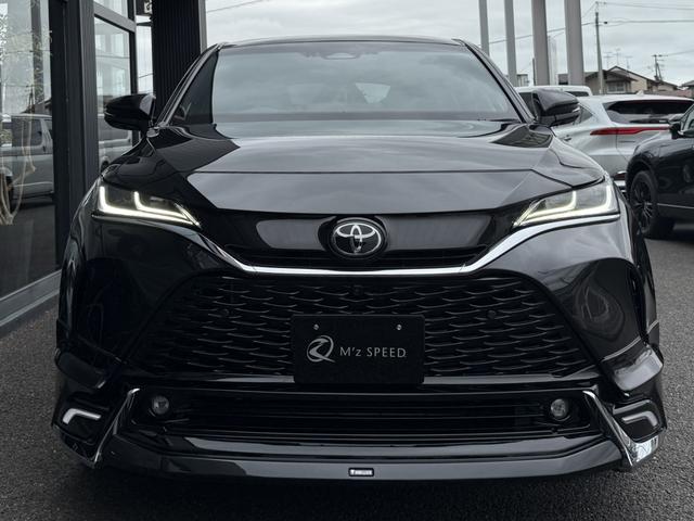 ハリアーハイブリッド Z レザーパッケージ・ナイトシェード 4WD E-Four 特別仕様車 PHEVロアグリル PHEVモデリスタエアロ 調光式パノラマルーフ パノラミックビューモニター デジタルインナーミラー 専用ホイール ブラインドスポットモニター(21枚目)