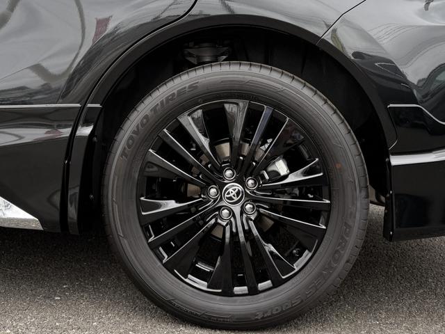 ハリアーハイブリッド Z レザーパッケージ・ナイトシェード 4WD E-Four 特別仕様車 PHEVロアグリル PHEVモデリスタエアロ 調光式パノラマルーフ パノラミックビューモニター デジタルインナーミラー 専用ホイール ブラインドスポットモニター(29枚目)