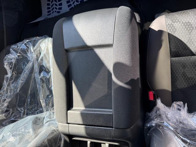 キャラバン ロンググランドプレミアムＧＸ　４ＷＤ　ディーゼル　インテリジェント　アラウンドビューモニター　インテリジェント　エマージェンシーブレーキ　インテリジェント　ルームミラー　踏み間違い衝突防止アシスト　ハイビームアシスト（52枚目）