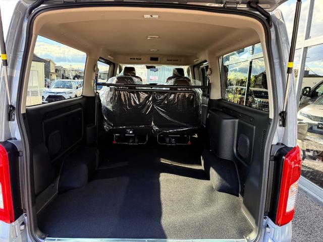 キャラバン ロンググランドプレミアムＧＸ　４ＷＤ　ディーゼル　インテリジェント　アラウンドビューモニター　インテリジェント　エマージェンシーブレーキ　インテリジェント　ルームミラー　踏み間違い衝突防止アシスト　ハイビームアシスト（61枚目）