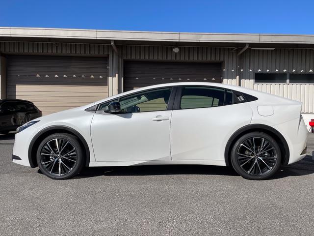 プリウス Ｇ　パノラミックビューモニター　全方位モニター　ブラインドスポットモニター　シートヒーター　トヨタセーフティセンス　ＬＥＤヘッドランプ　レーダークルーズコントロール　オートマチックハイビーム（17枚目）