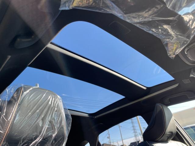 クラウンスポーツ Z エムズスピードエアロVer 内装黒 パノラマルーフ パノラミックビューモニター トヨタチームメイト デジタルインナーミラー 寒冷地 デジタルキー ZEUSフロント・リアハーフスポイラー(8枚目)