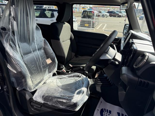 ジムニー XC 4型 5MT リヤパーキングセンサー LEDヘッドランプ スズキセーフティサポート 車線逸脱警告 アイドリングストップ フォグランプ シートヒーター クルーズコントロール(32枚目)