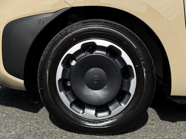 シエンタ ハイブリッドＺ　改良後　７人乗り　コンフォートパッケージ　パノラミックビューモニター　前後方録画機能付　ブラインドスポットモニター　両側電動スライドドア　電動パーキングブレーキ　天井サーキュレーター（26枚目）