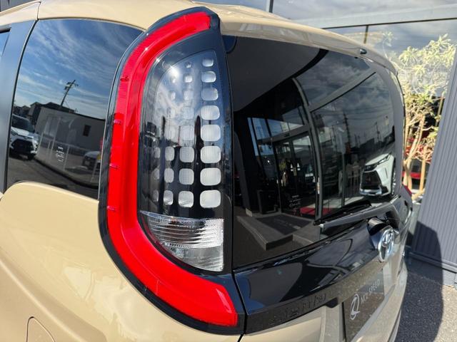 シエンタ ハイブリッドＺ　改良後　７人乗り　コンフォートパッケージ　パノラミックビューモニター　前後方録画機能付　ブラインドスポットモニター　両側電動スライドドア　電動パーキングブレーキ　天井サーキュレーター（40枚目）