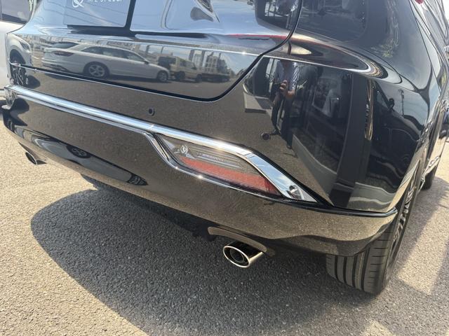 ハリアーハイブリッド Z レザーパッケージ・ナイトシェード 4WD E-Four 特別仕様車 調光式パノラマルーフ パノラミックビューモニター デジタルインナーミラー ブラインドスポットモニター クルーズコントロール ハンズフリーバックドア 寒冷地仕様(38枚目)