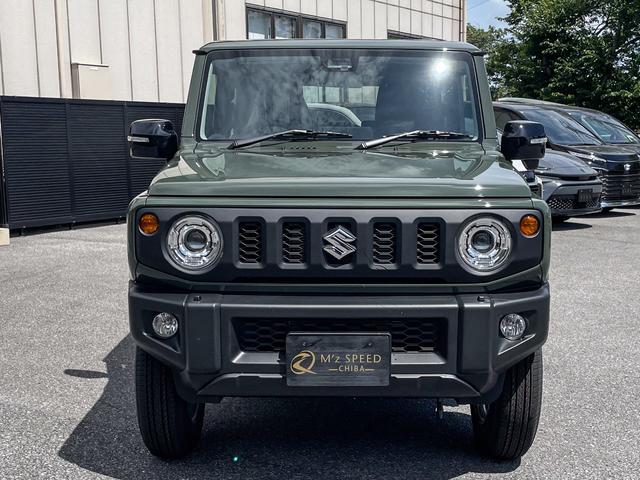 ４型　リヤパーキングセンサー　ＬＥＤヘッドランプ　スズキセーフティサポート　車線逸脱警告　アイドリングストップ　フォグランプ　シートヒーター　クルーズコントロール