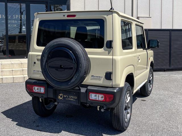 ４型　リヤパーキングセンサー　ＬＥＤヘッドランプ　スズキセーフティサポート　車線逸脱警告　アイドリングストップ　フォグランプ　シートヒーター　クルーズコントロール