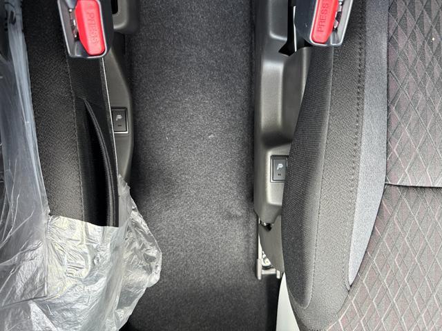 ソリオバンディット ハイブリッドMV エムズスピードコンプリートカー エアロVer 全方位モニター付メモリーナビ スズキコネクト通信機 ブラインドスポットモニター スズキセーフティサポート デュアルセンサーブレーキサポートII(11枚目)