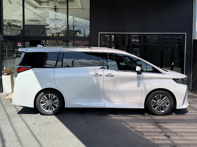 アルファード Ｚ　左右独立ムーンルーフ　ＪＢＬプレミアムサウンドシステム　リヤシートエンターテイメント　ユニバーサルステップ　アドバンストパーク　カラーヘッドアップディスプレイ　パノラミックビューモニター　寒冷地仕様（21枚目）
