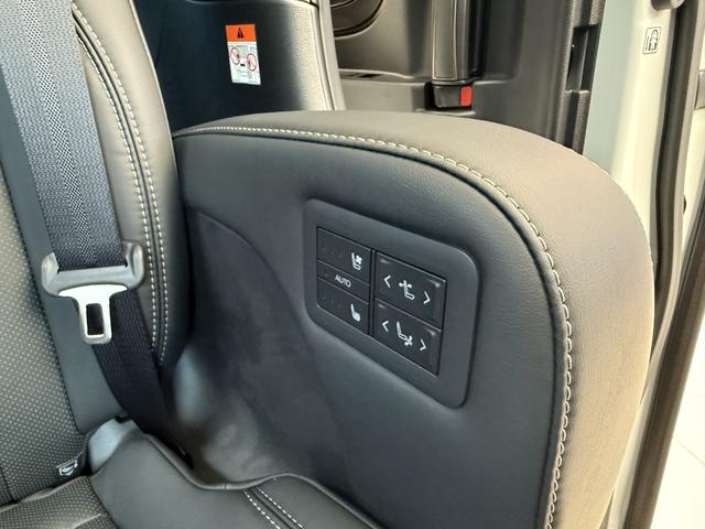 アルファード Ｚ　左右独立ムーンルーフ　ＪＢＬプレミアムサウンドシステム　リヤシートエンターテイメント　ユニバーサルステップ　アドバンストパーク　カラーヘッドアップディスプレイ　パノラミックビューモニター　寒冷地仕様（33枚目）