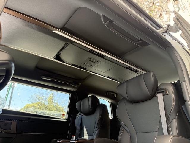 アルファード Ｚ　左右独立ムーンルーフ　ＪＢＬプレミアムサウンドシステム　リヤシートエンターテイメント　ユニバーサルステップ　アドバンストパーク　カラーヘッドアップディスプレイ　パノラミックビューモニター　寒冷地仕様（37枚目）