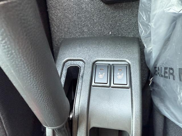 ジムニー XC 4型 リヤパーキングセンサー オリジナルカスタム 16インチ特注カラーホイール ホワイトレタータイヤ 社外フロントグリル LEDウィンカー LEDヘッドランプ クルーズコントロール シートヒーター(8枚目)