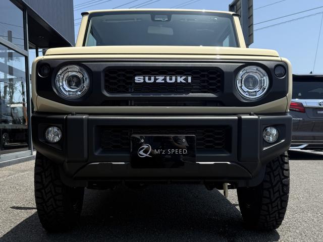 ジムニー XC 4型 リヤパーキングセンサー オリジナルカスタム 16インチ特注カラーホイール ホワイトレタータイヤ 社外フロントグリル LEDウィンカー LEDヘッドランプ クルーズコントロール シートヒーター(20枚目)