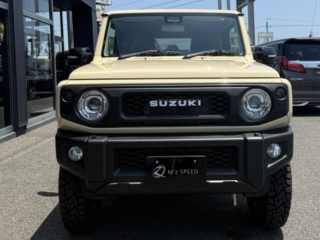 ジムニー XC 4型 リヤパーキングセンサー オリジナルカスタム 16インチ特注カラーホイール ホワイトレタータイヤ 社外フロントグリル LEDウィンカー LEDヘッドランプ クルーズコントロール シートヒーター(21枚目)