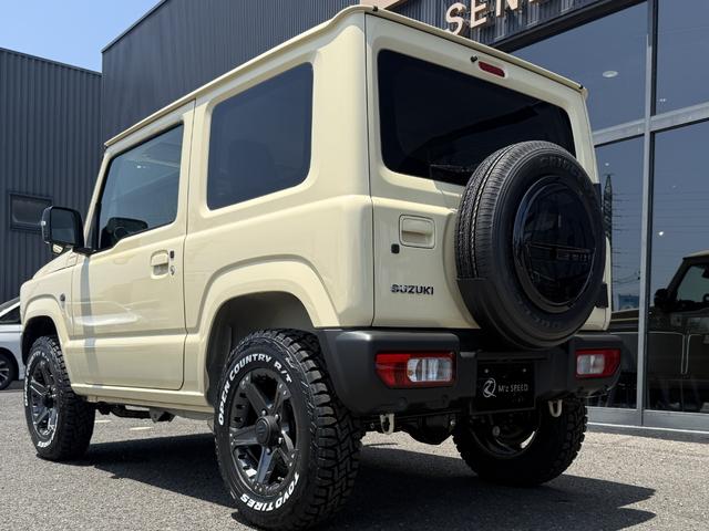 ジムニー XC 4型 リヤパーキングセンサー オリジナルカスタム 16インチ特注カラーホイール ホワイトレタータイヤ 社外フロントグリル LEDウィンカー LEDヘッドランプ クルーズコントロール シートヒーター(33枚目)