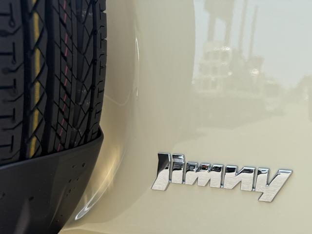 ジムニー XC 4型 リヤパーキングセンサー オリジナルカスタム 16インチ特注カラーホイール ホワイトレタータイヤ 社外フロントグリル LEDウィンカー LEDヘッドランプ クルーズコントロール シートヒーター(36枚目)