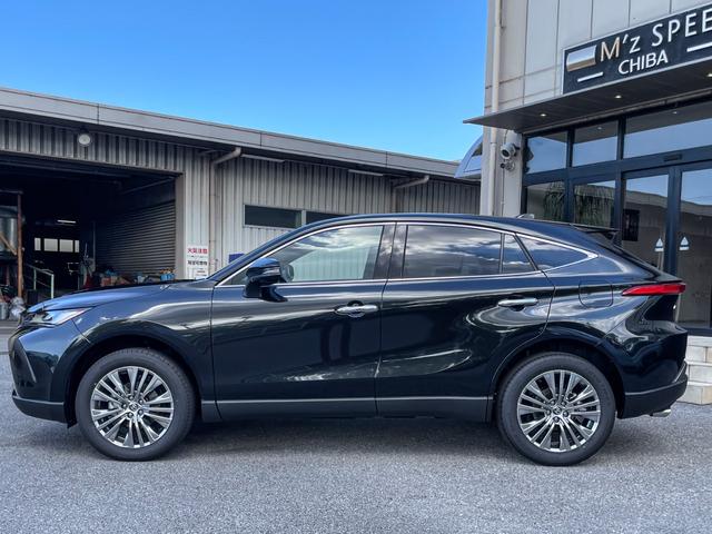 ハリアーハイブリッド Z レザーパッケージ 調光式パノラマルーフ パノラミックビューモニター デジタルインナーミラー ブラインドスポットモニター ハンズフリーバックドア 寒冷地仕様 クルーズコントロール おくだけ充電 アクセサリーコンセント(25枚目)