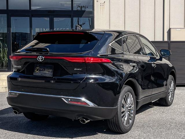 ハリアーハイブリッド Z レザーパッケージ 調光式パノラマルーフ パノラミックビューモニター デジタルインナーミラー ブラインドスポットモニター ハンズフリーバックドア 寒冷地仕様 クルーズコントロール おくだけ充電 アクセサリーコンセント(27枚目)