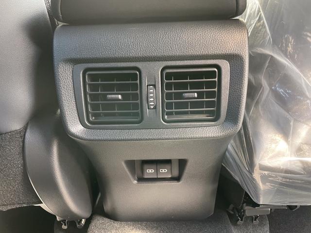 ハリアーハイブリッド Z レザーパッケージ 調光式パノラマルーフ パノラミックビューモニター デジタルインナーミラー ブラインドスポットモニター ハンズフリーバックドア 寒冷地仕様 クルーズコントロール おくだけ充電 アクセサリーコンセント(40枚目)