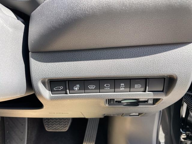 ハリアーハイブリッド Z レザーパッケージ 調光式パノラマルーフ パノラミックビューモニター デジタルインナーミラー ブラインドスポットモニター ハンズフリーバックドア 寒冷地仕様 クルーズコントロール おくだけ充電 アクセサリーコンセント(42枚目)