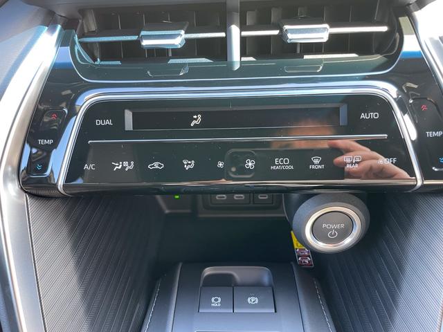 ハリアーハイブリッド Z レザーパッケージ 調光式パノラマルーフ パノラミックビューモニター デジタルインナーミラー ブラインドスポットモニター ハンズフリーバックドア 寒冷地仕様 クルーズコントロール おくだけ充電 アクセサリーコンセント(48枚目)