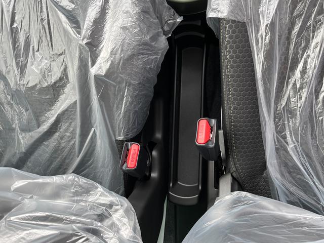 全方位モニター付メモリーナビ　スズキコネクト通信機　スズキセーフティサポート　デュアルカメラブレーキサポート　アダプティブクルーズコントロール　車線逸脱抑制機能　ハイビームアシスト