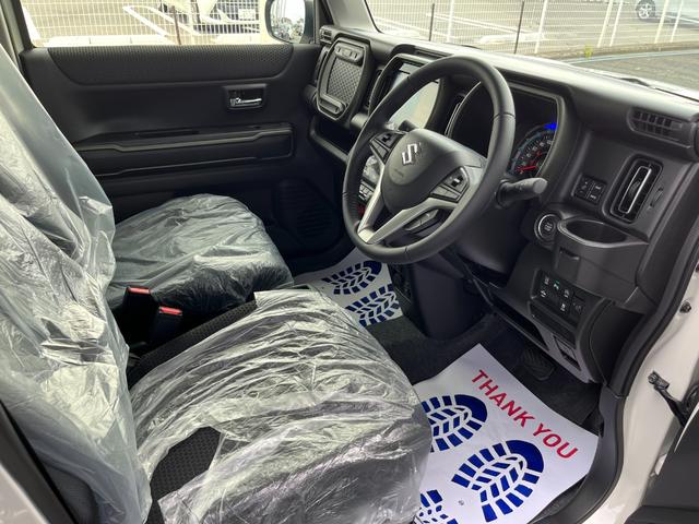 全方位モニター付メモリーナビ　スズキコネクト通信機　スズキセーフティサポート　デュアルカメラブレーキサポート　アダプティブクルーズコントロール　車線逸脱抑制機能　ハイビームアシスト