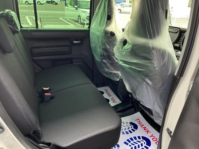 全方位モニター付メモリーナビ　スズキコネクト通信機　スズキセーフティサポート　デュアルカメラブレーキサポート　アダプティブクルーズコントロール　車線逸脱抑制機能　ハイビームアシスト