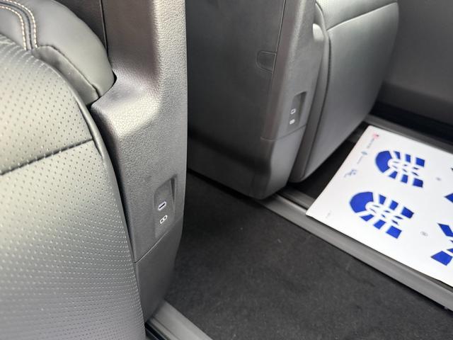 アルファード Ｚ　左右独立ムーンルーフ　寒冷地仕様　デジタルインナーミラー　パノラミックビューモニター　ブラインドスポットモニター　前後方録画機能　両側電動スライドドア　パワーバックドア　トヨタセーフティセンス（66枚目）