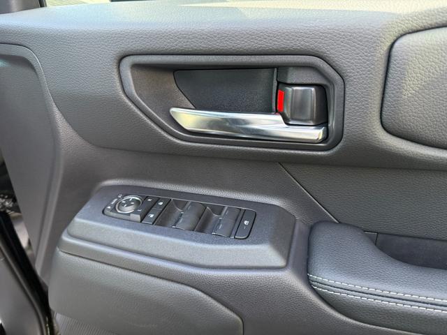 ランドクルーザー２５０ ＶＸ　７人乗り　モデリスタパッケージ　チルト＆電動ムーンルーフ　トヨタチームメイト　アドバンストドライブ　パノラミックビューモニター　デジタルインナーミラー　ブラインドスポットモニター（48枚目）