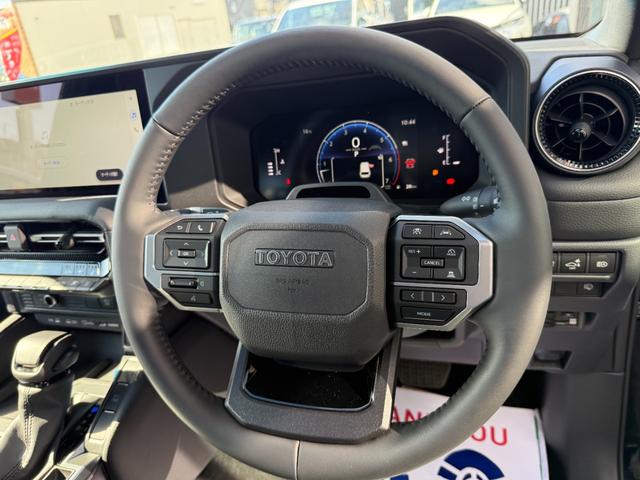 ランドクルーザー２５０ ＶＸ　７人乗り　モデリスタパッケージ　チルト＆電動ムーンルーフ　トヨタチームメイト　アドバンストドライブ　パノラミックビューモニター　デジタルインナーミラー　ブラインドスポットモニター（50枚目）