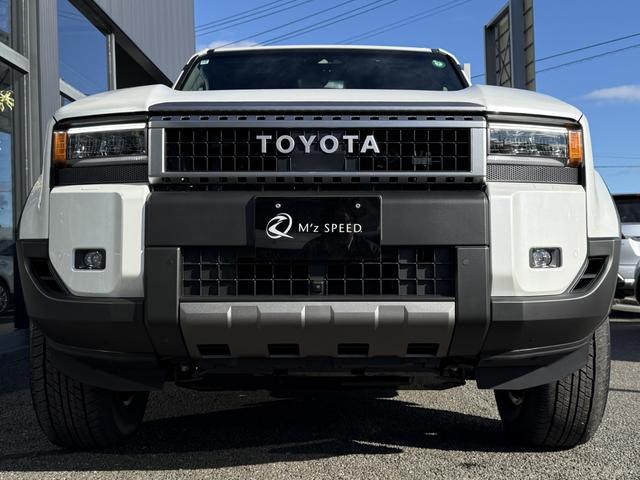 ランドクルーザー２５０ ＶＸ　７人乗り　　チルト＆電動ムーンルーフ　トヨタチームメイト　アドバンストドライブ　パノラミックビューモニター　デジタルインナーミラー　ブラインドスポットモニター　ヒッチメンバー（17枚目）