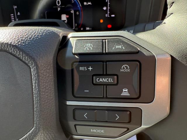 ランドクルーザー２５０ ＶＸ　７人乗り　　チルト＆電動ムーンルーフ　トヨタチームメイト　アドバンストドライブ　パノラミックビューモニター　デジタルインナーミラー　ブラインドスポットモニター　ヒッチメンバー（53枚目）