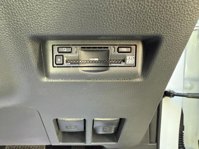 ランドクルーザー２５０ ＶＸ　７人乗り　　チルト＆電動ムーンルーフ　トヨタチームメイト　アドバンストドライブ　パノラミックビューモニター　デジタルインナーミラー　ブラインドスポットモニター　ヒッチメンバー（57枚目）