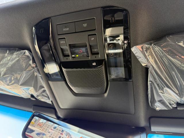 ランドクルーザー２５０ ＶＸ　７人乗り　　チルト＆電動ムーンルーフ　トヨタチームメイト　アドバンストドライブ　パノラミックビューモニター　デジタルインナーミラー　ブラインドスポットモニター　ヒッチメンバー（73枚目）